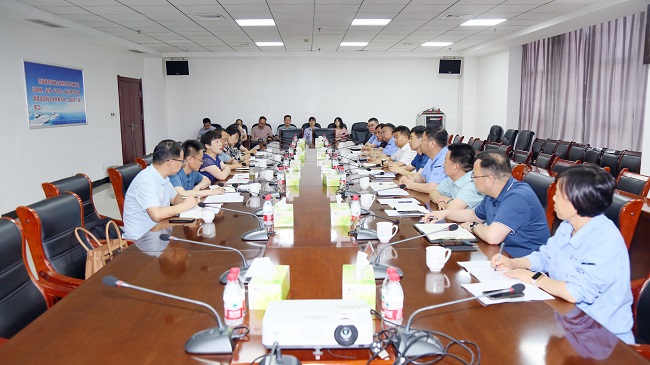洛陽市科技局黨組書記、局長葉惠玲一行到萬基控股集團調(diào)研